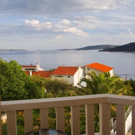 Punta Apartament Seget Vranjica