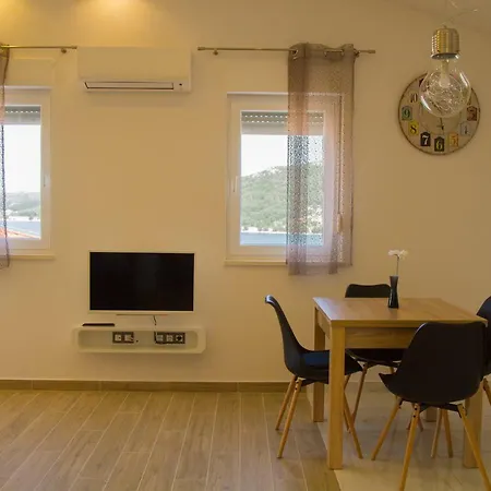 Apartman Punta Seget Vranjica