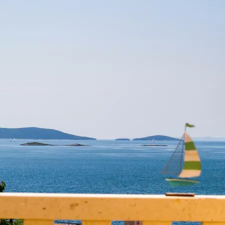 Apartment Punta Seget Vranjica