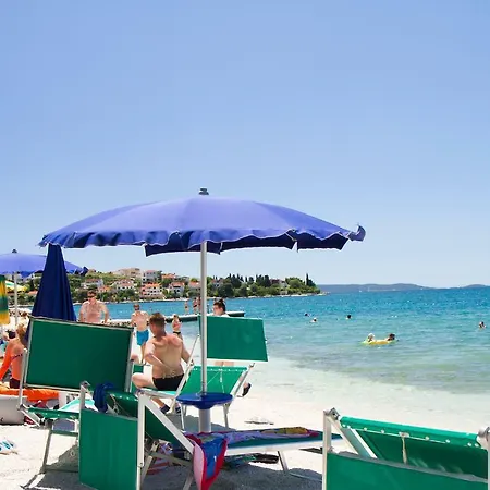 Apartment Punta * Seget Vranjica